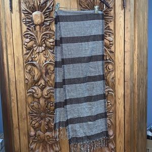 EUC Cashmere scarf brown/beige